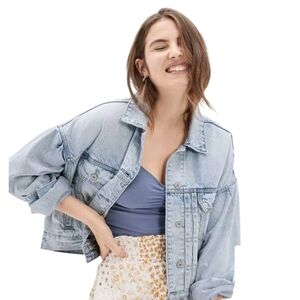 NWT AE Cropped Denim Jacket